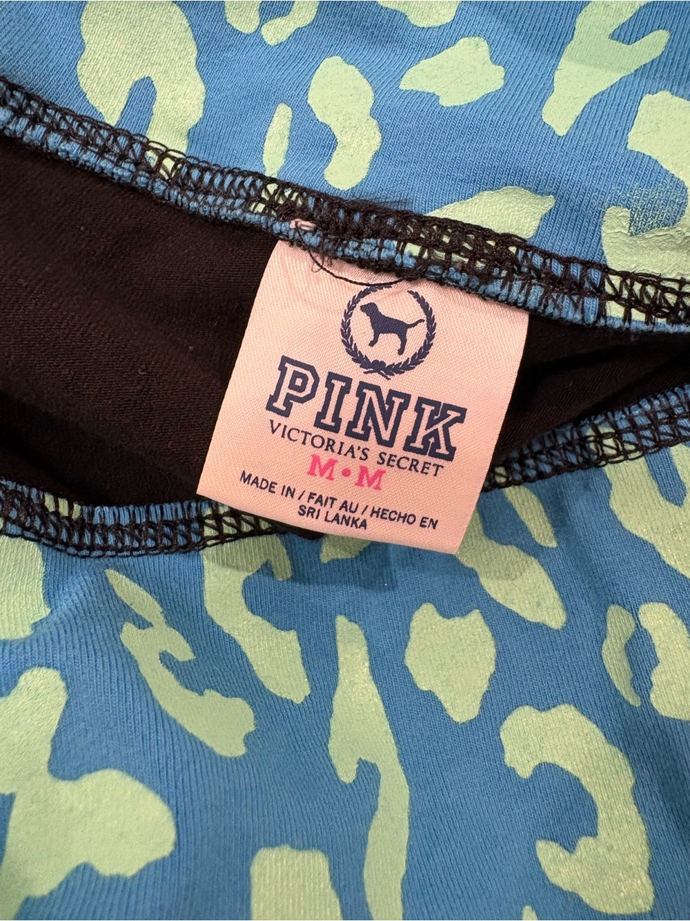 PINK Victoria's Secret Black Yoga Flare Pants Blue & Mint Cheetah Rollover Band - Picture 4 of 4